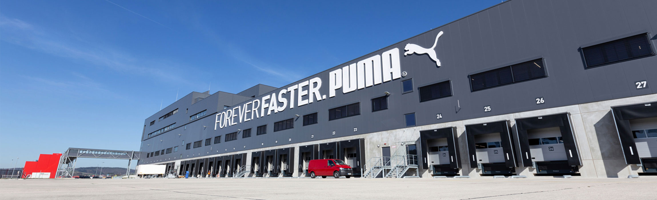 Für Puma FOREVER FASTER neue Logistikdrehscheibe.